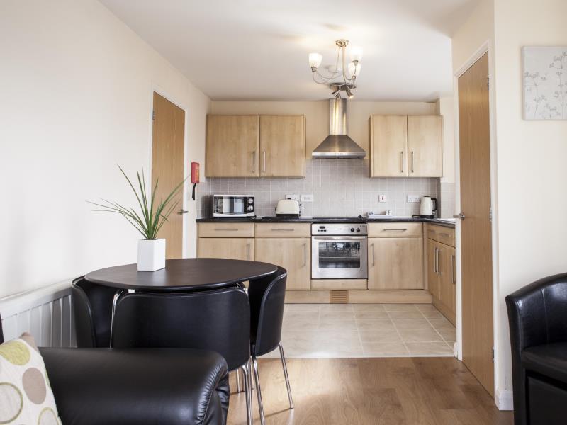 Cheltenham Plaza Apartments Ashchurch Buitenkant foto