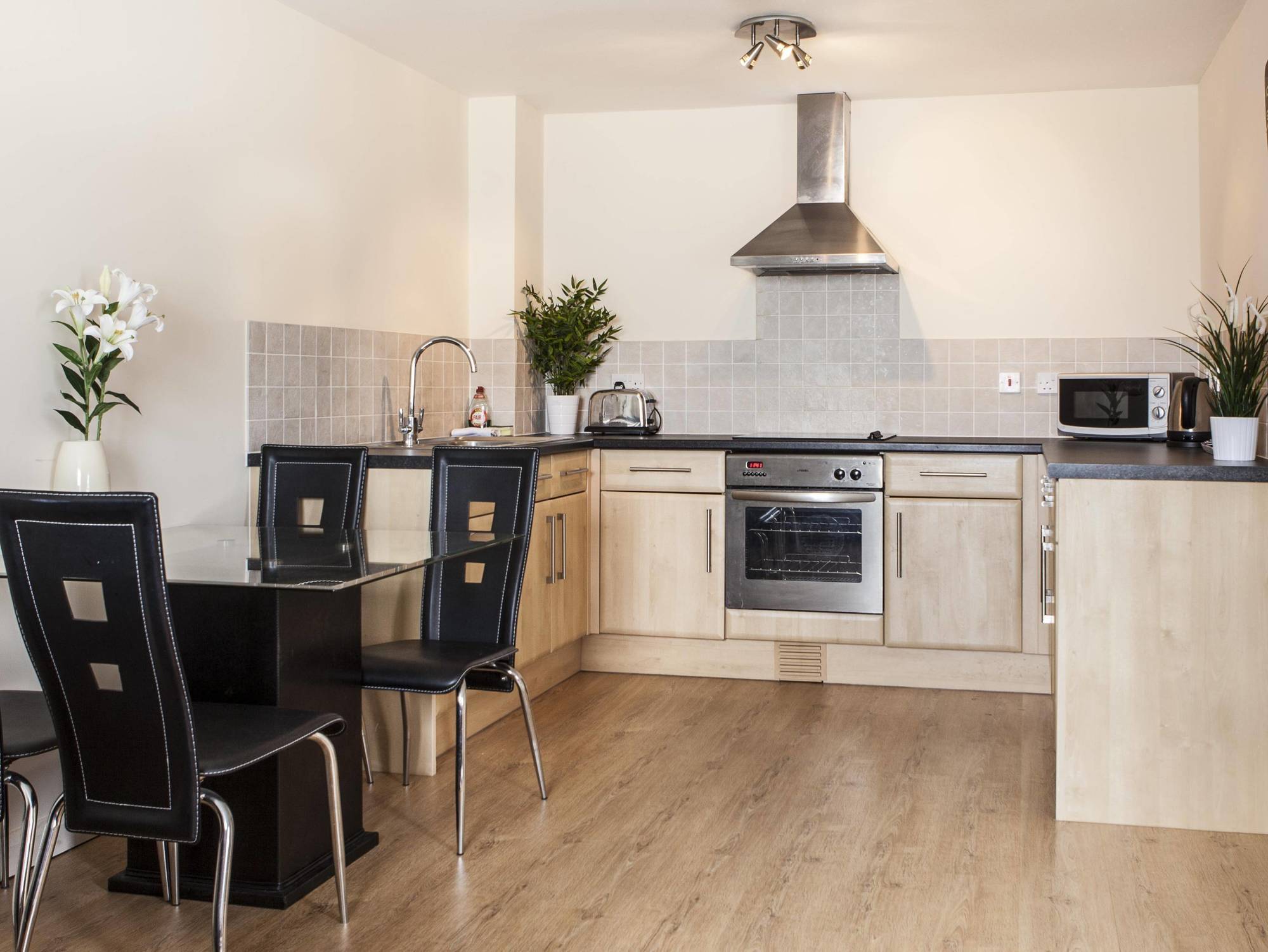 Cheltenham Plaza Apartments Ashchurch Buitenkant foto
